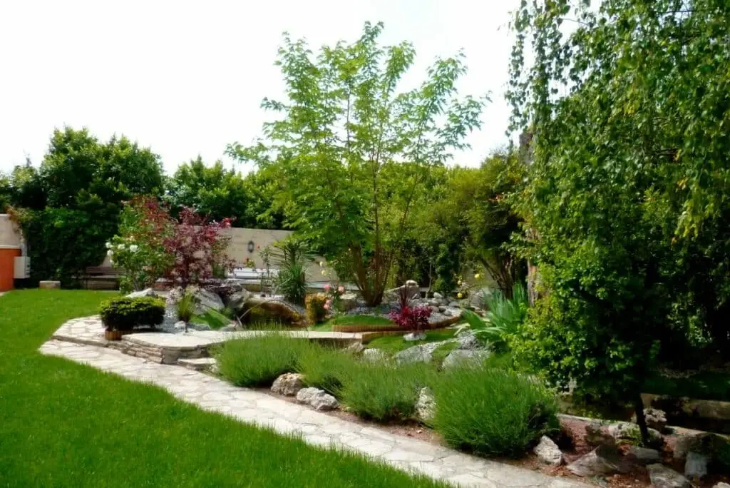 INNER GARDEN
