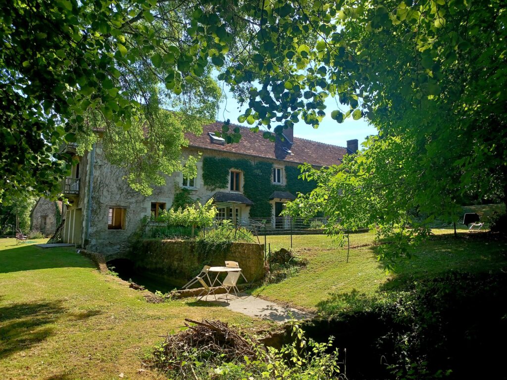 Le Moulin de Beaumont, countryside workshops and retreats in southern Touraine