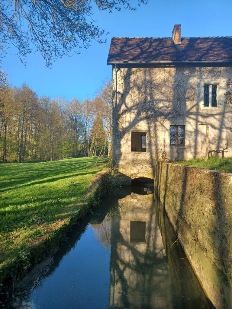 Le Moulin de Beaumont, countryside workshops and retreats in southern Touraine