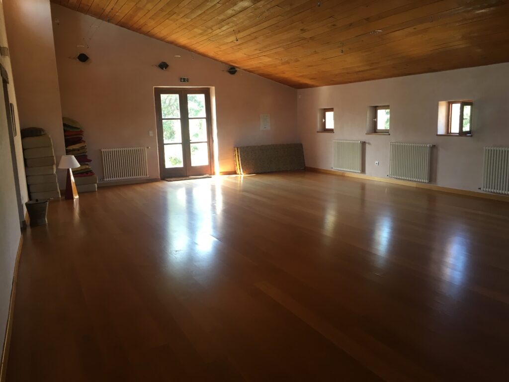 L’Archipel des Coustètes, a beautiful Provençal mas in the Luberon forest