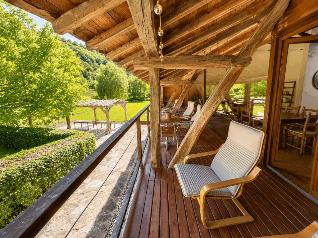 Shanti Lake – Lieu de stages et retraites en Ariège